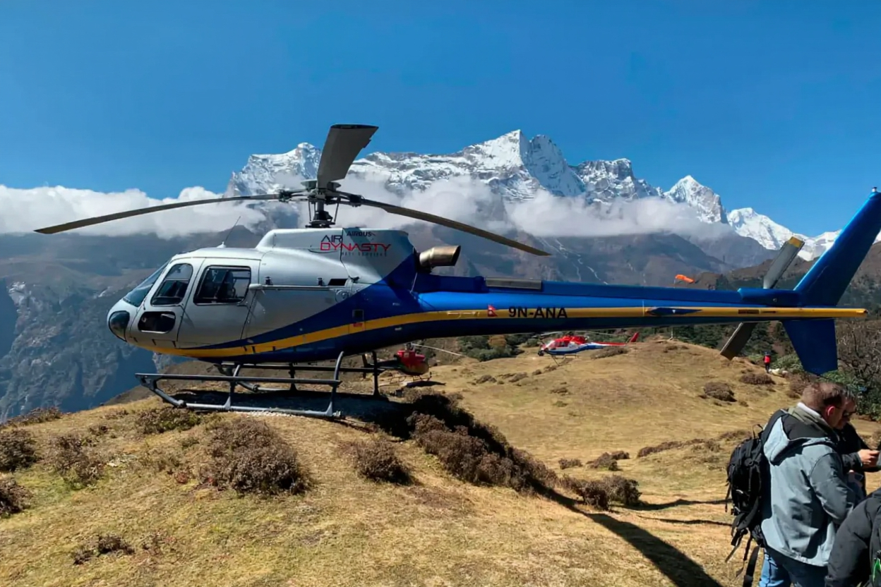 Everest Base Camp Leisurely Trek and Helicopter Return to Kathmandu – 12 Days